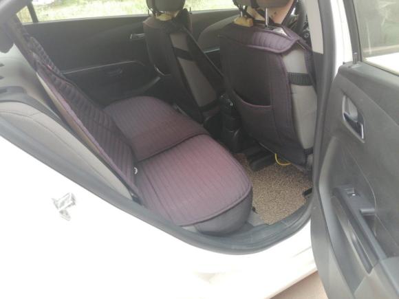 [济南·鲁A] 二手雪佛兰爱唯欧2011款 三厢 1.4L MT SE