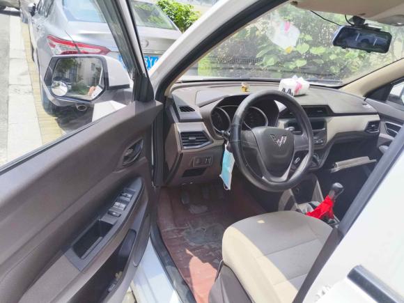 [温州·浙C] 二手五菱汽车五菱宏光2018款 1.5L S标准型L2B