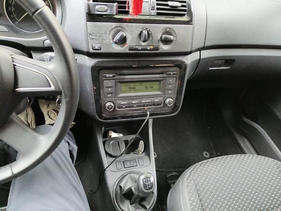 [上海·鄂R] 二手斯柯达晶锐2014款 1.6L 手动Sport版