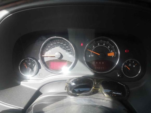 [杭州·京Y] 二手Jeep指南者2013款 2.4L 四驱运动版