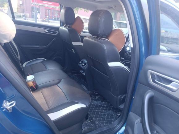 [武汉·鄂A] 二手观致观致52018款 1.6T 自动尊贵型