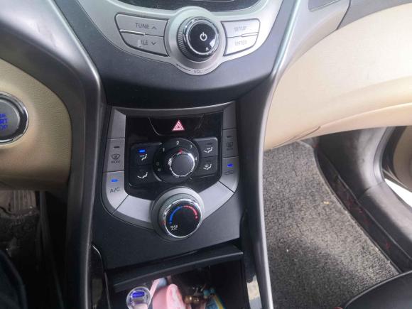 [金华·闽H] 二手现代朗动2012款 1.6L 手动领先型