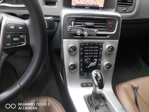 [上海·沪A] 二手沃尔沃沃尔沃S60新能源2018款 S60L E驱混动 T6进取版