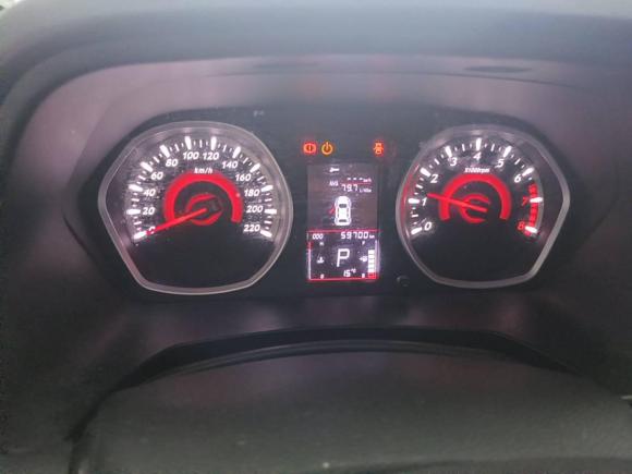 [济南·鲁A] 二手东南东南DX32016款 1.5T CVT旗舰型