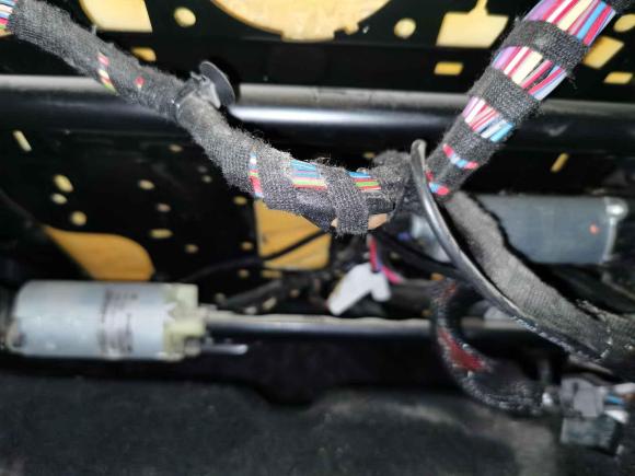 [西安·陕A] 二手大众一汽-大众CC2010款 2.0TSI 豪华型