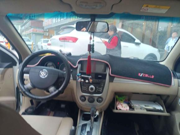 [深圳·湘U] 二手别克凯越2013款 1.5L 自动经典型