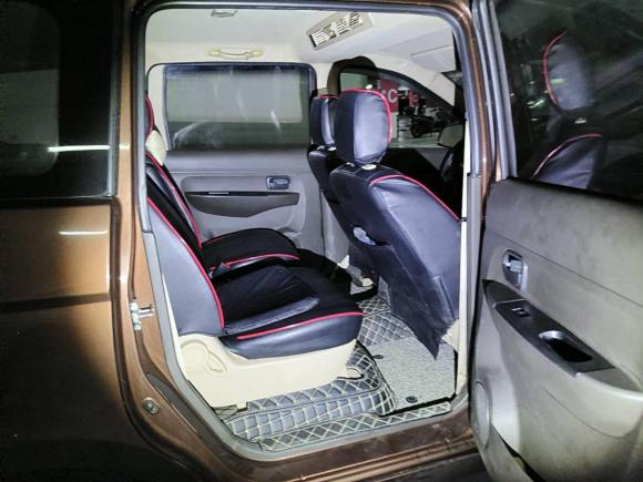 [无锡·豫Q] 二手五菱汽车五菱宏光2014款 1.5L S标准型