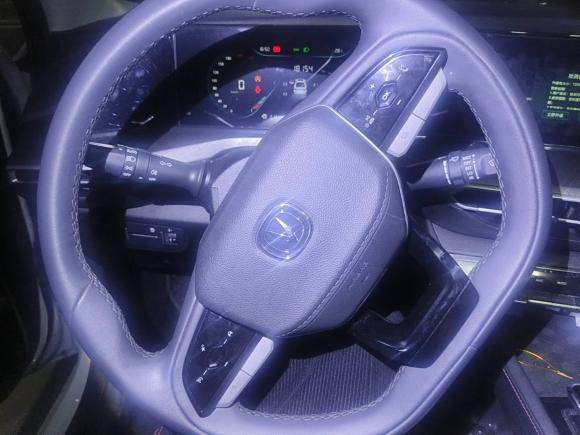 [深圳·粤S] 二手长安逸动2022款 PLUS 蓝鲸NE 1.4T GDI DCT尊贵版