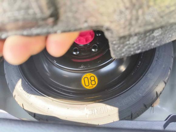 [南京·苏A] 二手丰田雷凌2021款 双擎 1.8H E-CVT豪华版