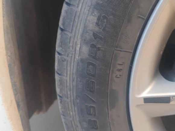 [西安·陕A] 二手丰田YARiS L 致炫2014款 1.5G 手动炫动版