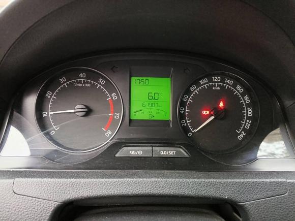 [合肥·皖A] 二手斯柯达昕锐2015款 1.6L 手动乐选型