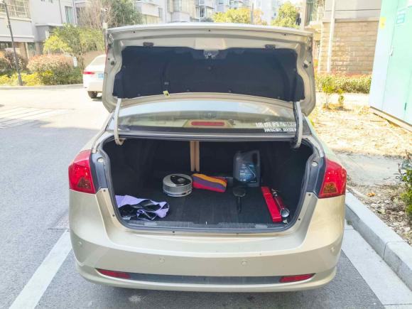 [宁波·浙B] 二手别克凯越2013款 1.5L 自动经典型