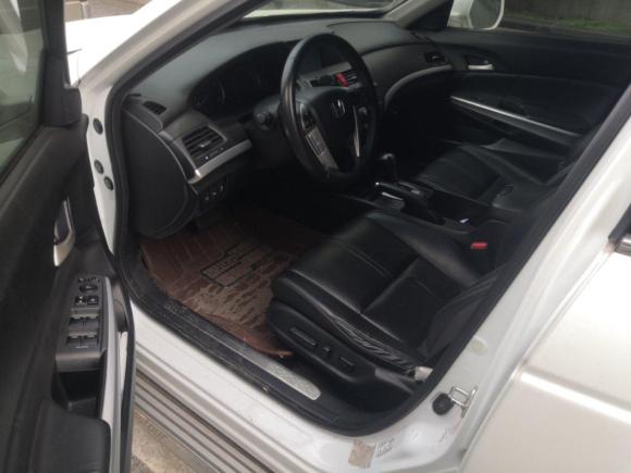 [义乌·浙G] 二手本田歌诗图2012款 2.4L 豪华版