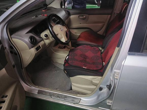 [武汉·鄂A] 二手日产骊威2009款 1.6L 自动全能型