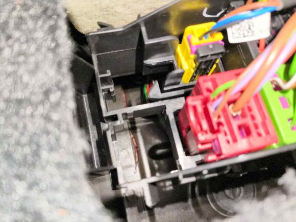 [广州·粤A] 二手奥迪奥迪Q5L2020款 改款 40 TFSI 荣享时尚型