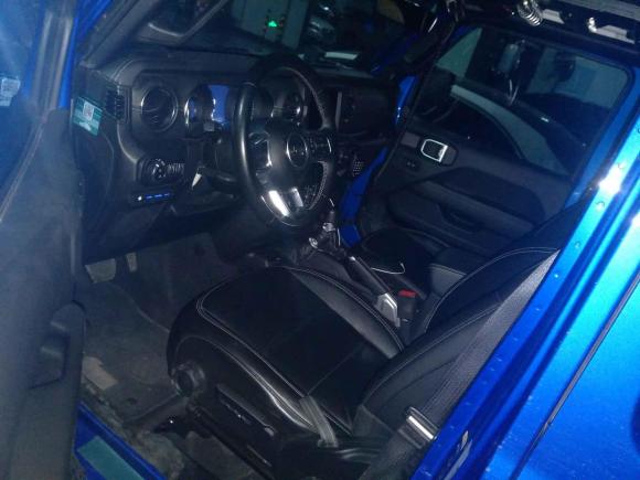 [济南·鲁A] 二手Jeep牧马人新能源2021款 四门 2.0T 4xe 撒哈拉