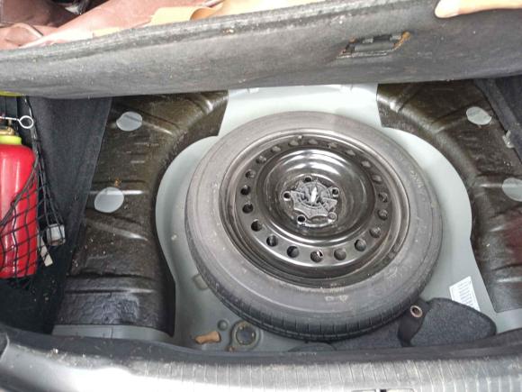 [无锡·苏B] 二手别克君威2012款 2.0L 豪华版