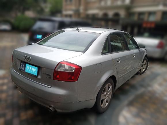 [南京·苏A] 二手奥迪奥迪A42005款 2.4L 运动型