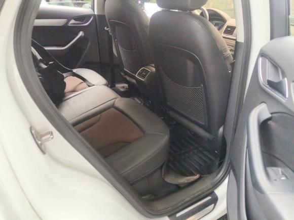 [广州·粤A] 二手奥迪奥迪Q32016款 35 TFSI 时尚型