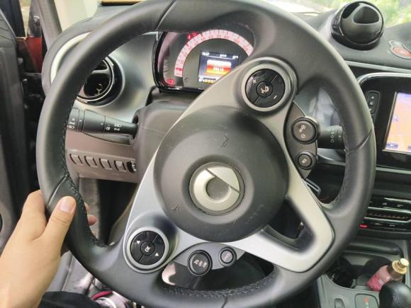 [上海·沪F] 二手smartsmart fortwo2019款 0.9T 66千瓦硬顶动擎版 国VI