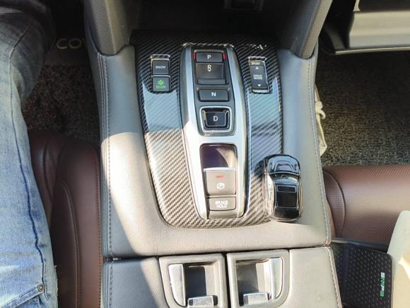 [上海·沪D] 二手本田本田UR-V2017款 370TURBO 四驱尊享版 国V