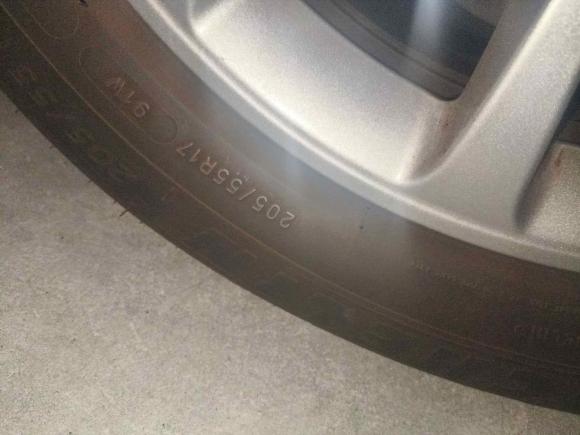 [苏州·苏U] 二手奔驰奔驰A级2021款 A 200 L 运动轿车时尚型