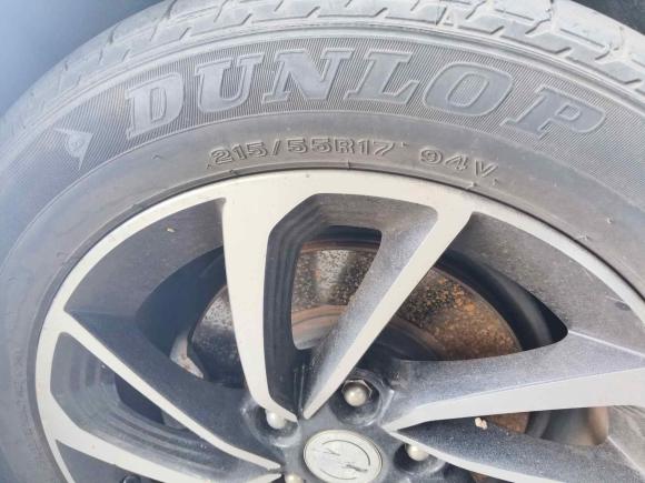 [成都·川A] 二手众泰众泰T3002018款 1.5L CVT尊享型