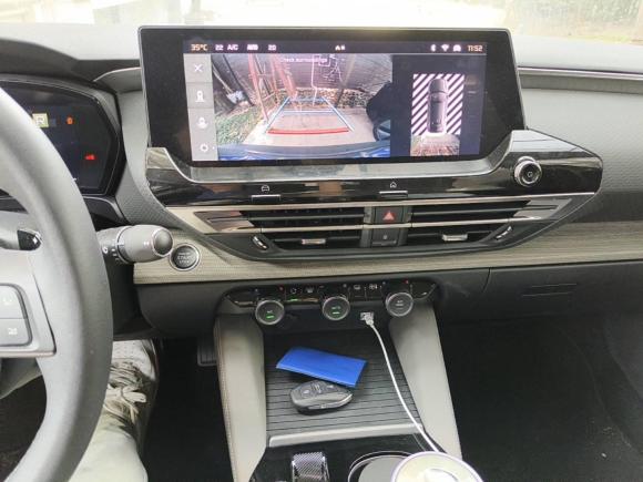 [上海·苏U] 二手雪铁龙凡尔赛C5 X2021款 1.6T 势不凡