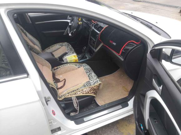 [金华·浙G] 二手吉利汽车帝豪2016款 三厢 1.5L CVT向上版