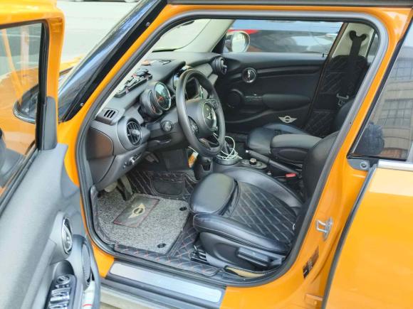 [武汉·鄂A] 二手MINIMINI2015款 1.5T COOPER Fun 五门版