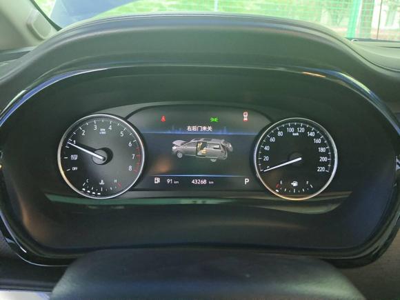 [上海·苏U] 二手别克别克GL82023款 陆上公务舱 舒适型