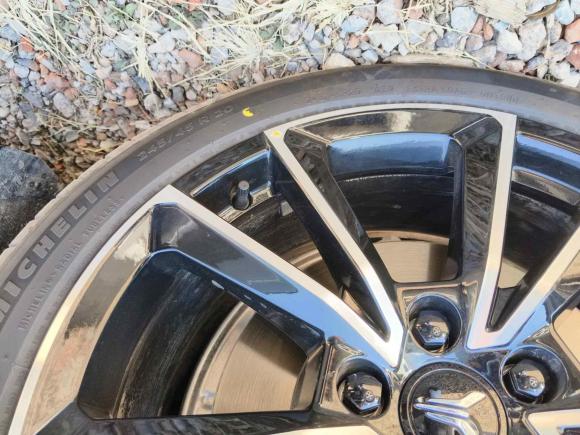 [北京·京A] 二手岚图汽车岚图追光2024款 PHEV 四驱超长续航旗舰版