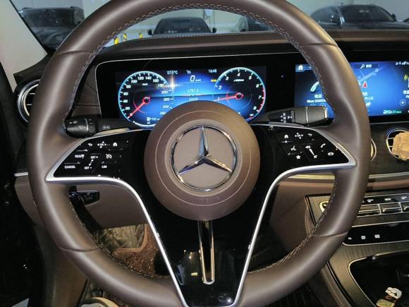 [武汉·鄂A] 二手奔驰奔驰E级2023款 E 300 L 豪华型