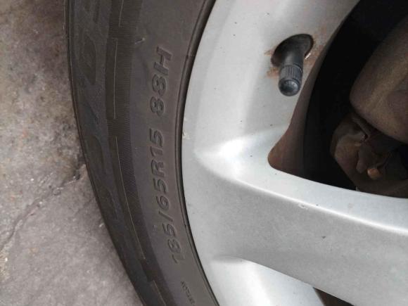 [佛山·粤Y] 二手启辰启辰R502012款 1.6L 自动舒适版