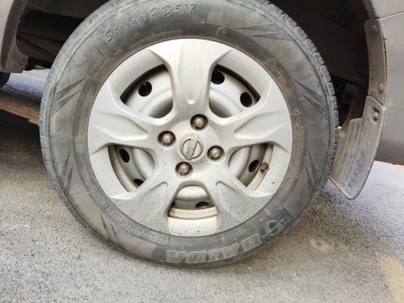 [济南·鲁A] 二手金杯新海狮X30L2016款 1.3L财富版DLCG12