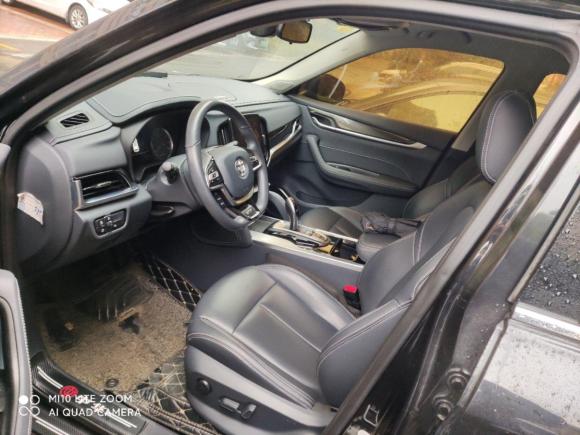 [上海·鲁L] 二手中华中华V72018款 280T DCT尊贵型 5座