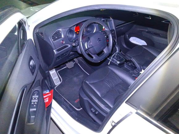 [深圳·粤B] 二手雪铁龙雪铁龙C4L2015款 1.8L 自动尊贵版