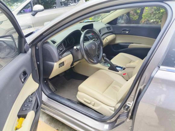 [广州·粤A] 二手讴歌讴歌ILX2013款 1.5L Hybrid