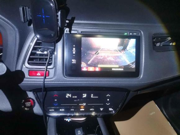 [深圳·粤B] 二手本田缤智2015款 1.8L CVT两驱豪华型