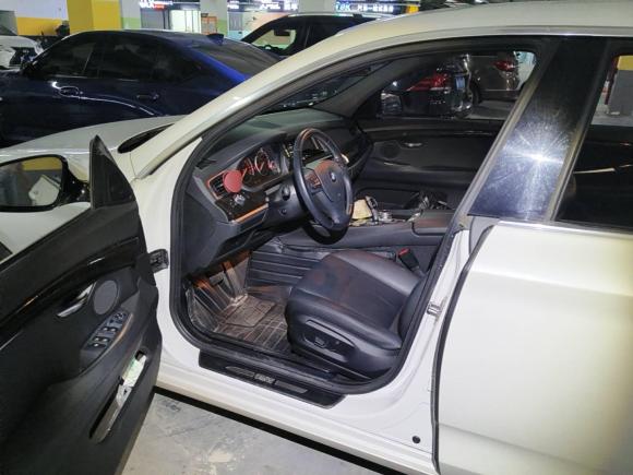 [上海·沪D] 二手宝马宝马5系GT2015款 528i 领先型