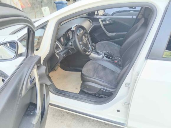 [义乌·浙G] 二手别克英朗2014款 XT 1.6L 自动时尚版