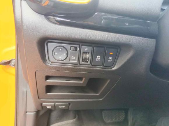 [广州·粤X] 二手东风风神东风风神AX42017款 1.6L DCT潮尚型