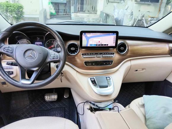 [上海·沪B] 二手奔驰奔驰V级2021款 V 260 尊贵版