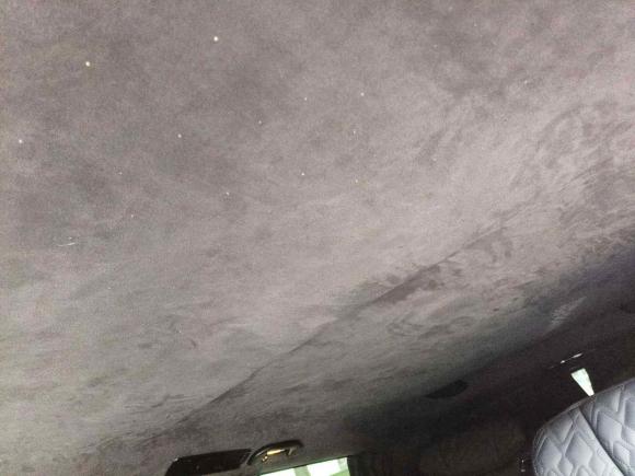 [上海·沪B] 二手奔驰奔驰V级2018款 V 260 L 尊贵加长版 国V