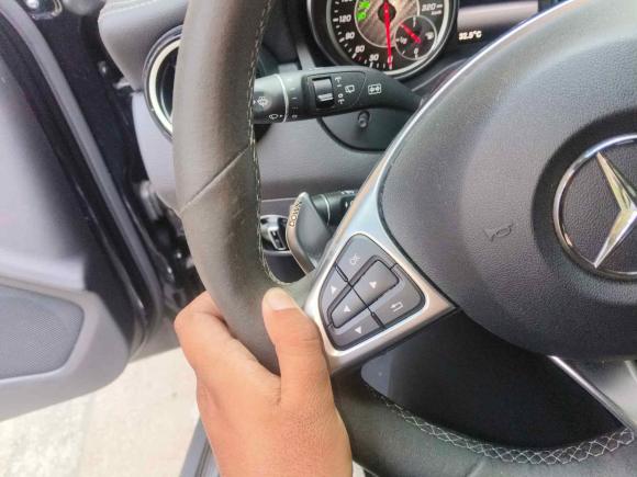 [上海·沪E] 二手奔驰奔驰GLA AMG2017款 AMG GLA 45 4MATIC 暗夜雷霆限量版