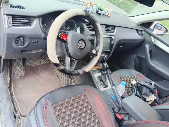 [济南·鲁A] 二手斯柯达明锐2018款 1.6L 自动舒适版