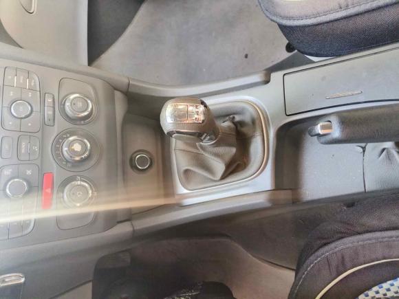 [上海·沪C] 二手雪铁龙雪铁龙C4L2013款 1.6L 手动劲享版