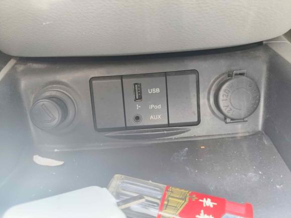 [苏州·苏E] 二手现代胜达经典2009款 2.7 舒适型