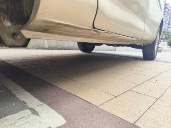 [杭州·浙B] 二手东风风行菱智2017款 M5L 1.6L 7座舒适型