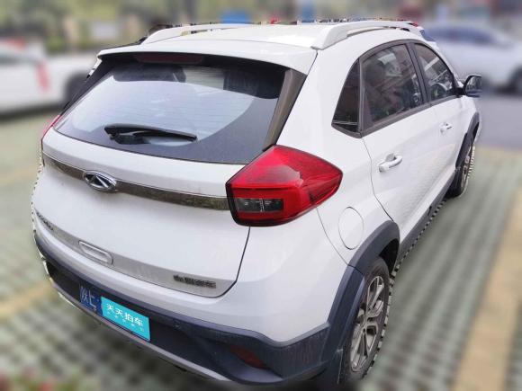 [合肥·陕E] 二手奇瑞瑞虎3x2017款 1.5L 手动时尚版